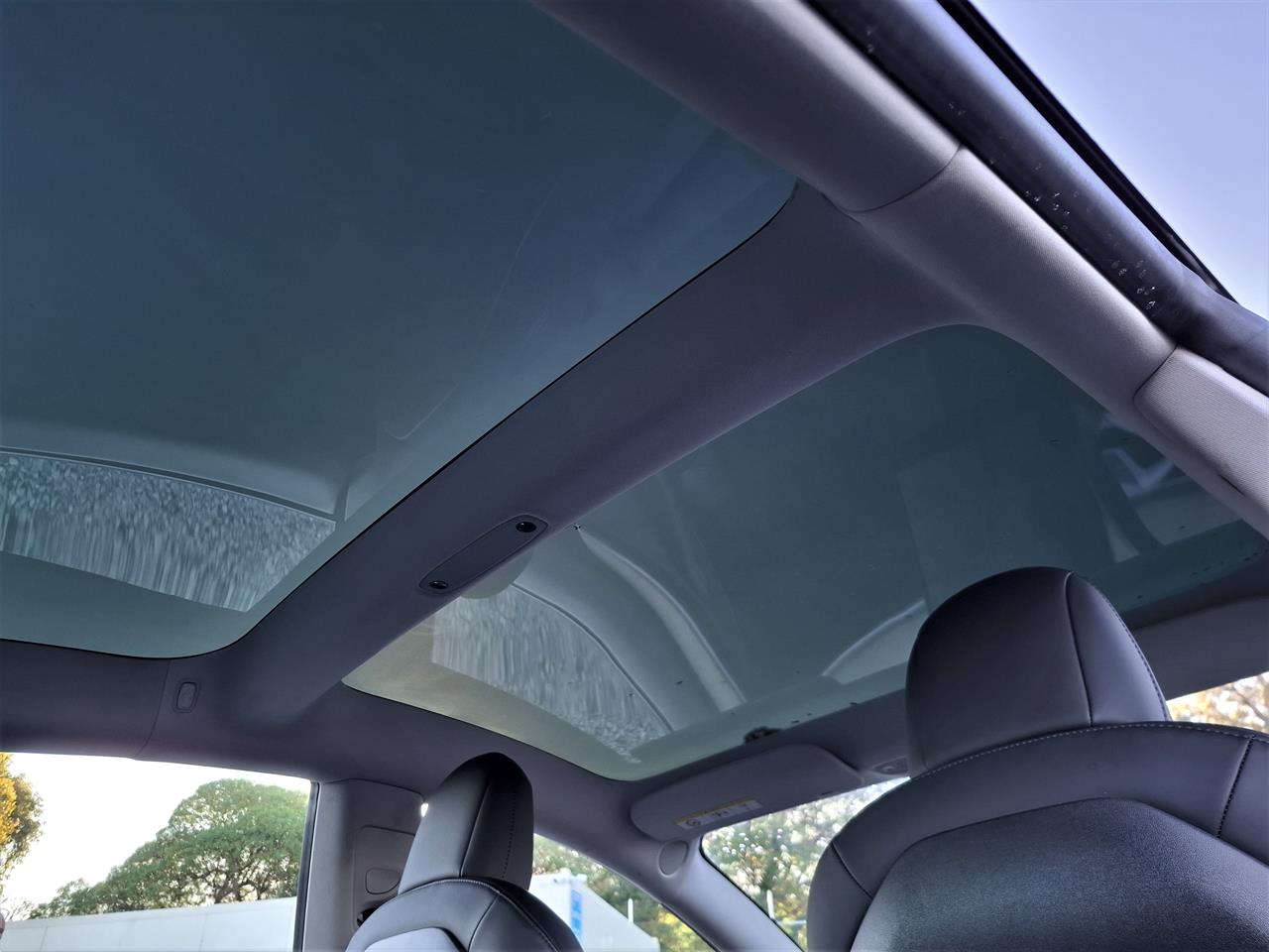 2021 Tesla Model 3 STANDARD RANGE PLUS. PANOROOF. Carousel 6