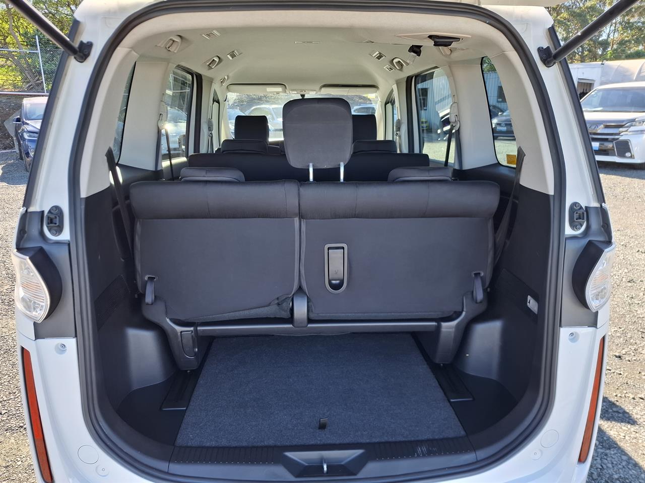 2017 Mazda Biante 8 seater.Rear camera.Electric doors. Carousel 17