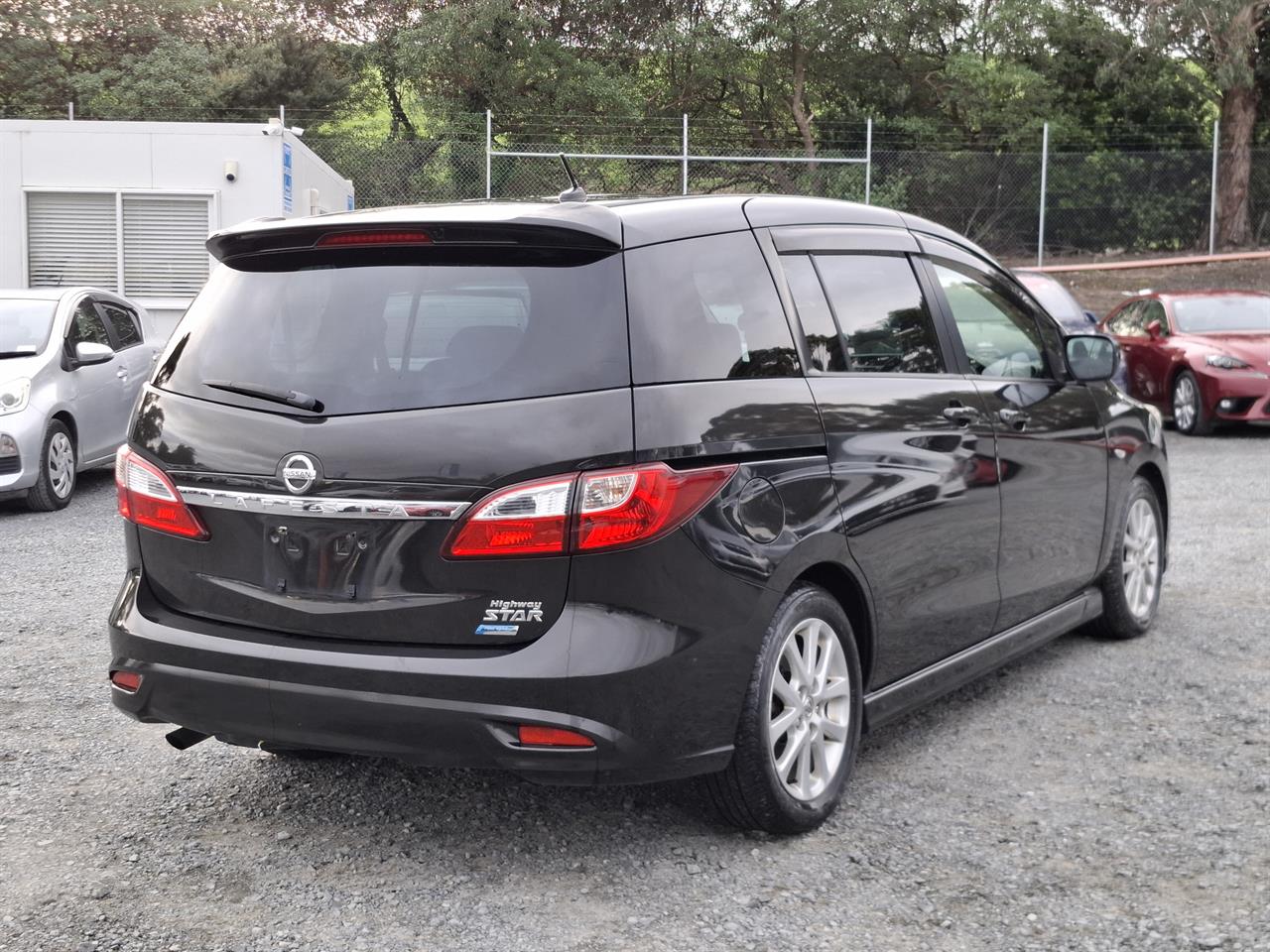 2013 Nissan Lafesta Highway Star.7 seats.Alloy wheels. Carousel 16