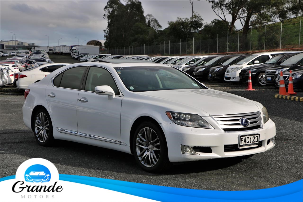 2011 Lexus LS 600 Hybrid.Leather.Sunroof.Heated/cooler seats