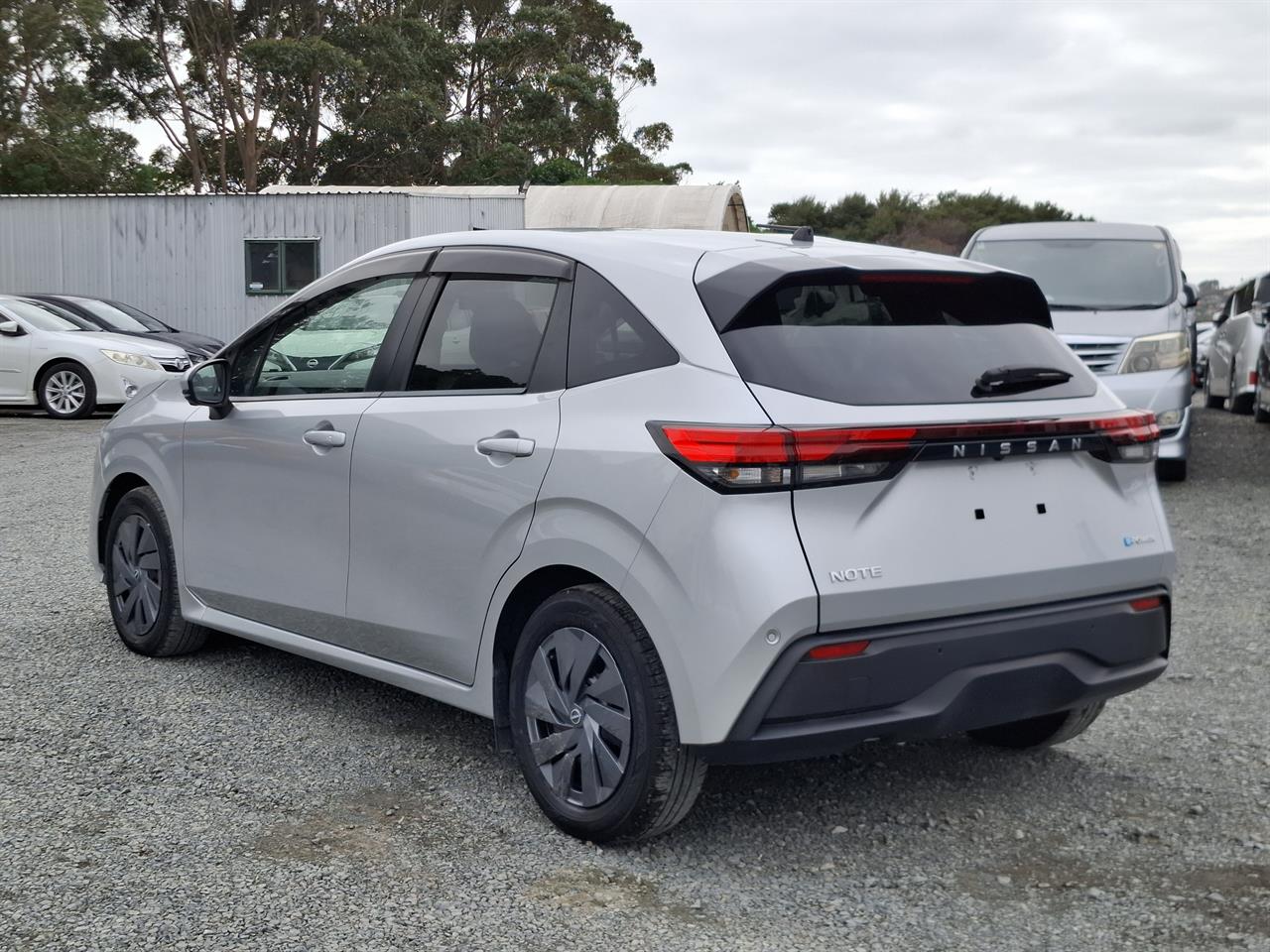 2023 Nissan Note Safety radar.Lane assist.Park sensors.Button start.LOW KM. Carousel 11