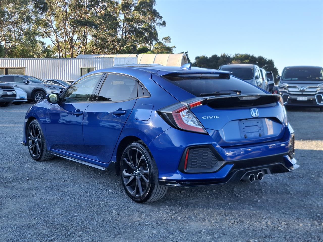 2017 Honda Civic Safety radar.Lane assist.Radar cruise.Rear camera. Carousel 15