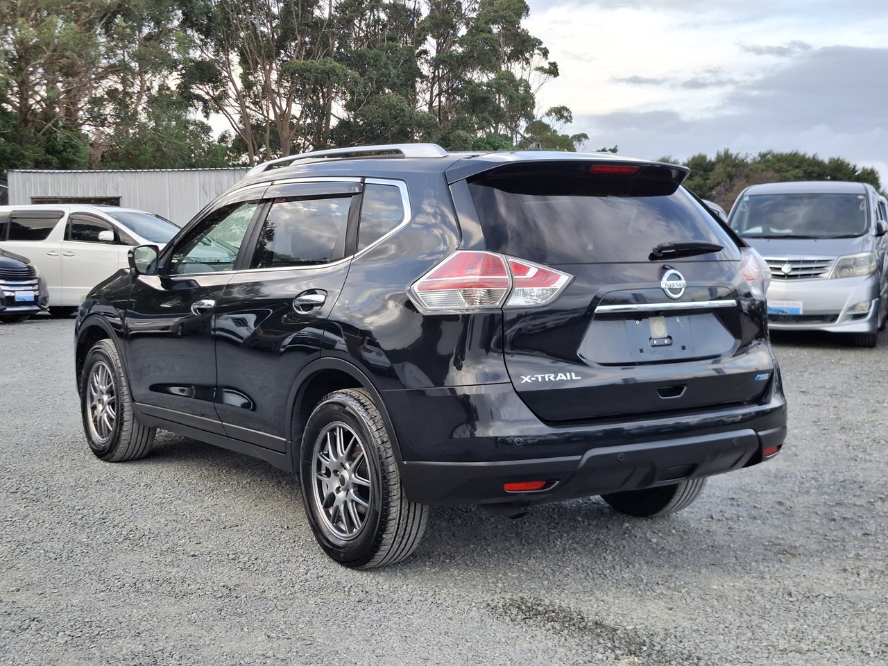 2016 Nissan X-Trail Leather. Rear camera.SRS Airbags. Carousel 15