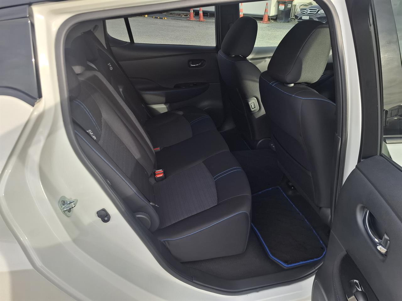 2021 Nissan Leaf XV.40KW.SOH 86,89%.Android/ApplePlay.Propilot.360°cam.Park sens.Alarm. Carousel 2