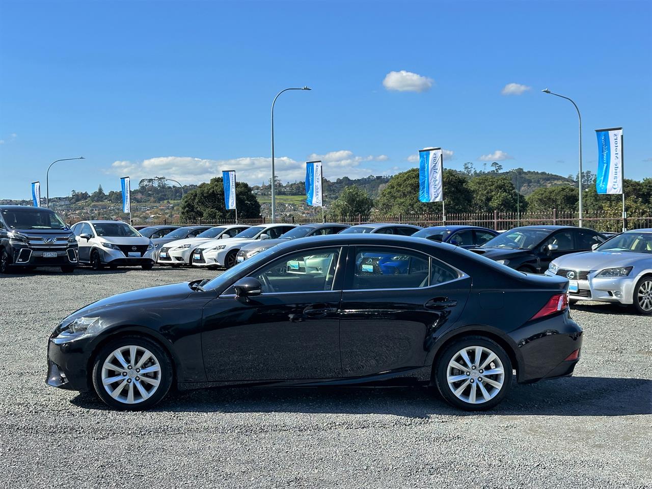 2013 Lexus IS 250 LOW KM.Rear camera.Alarm.10 Airbags. Carousel 13