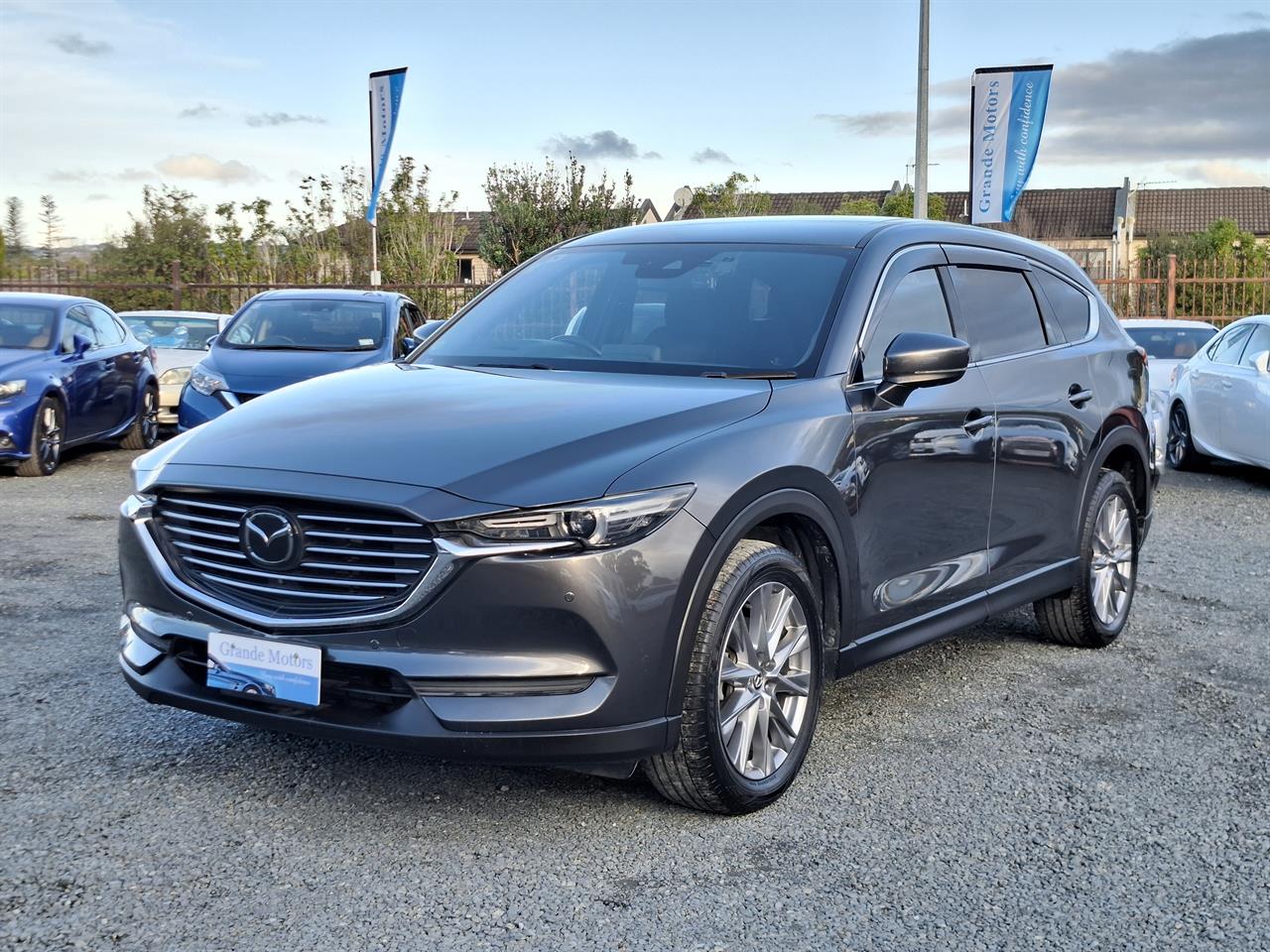 2018 Mazda CX-8 25S.7 seats.HUD.Safety radar.Lane assist.360°camera.Park sensors. Carousel 12