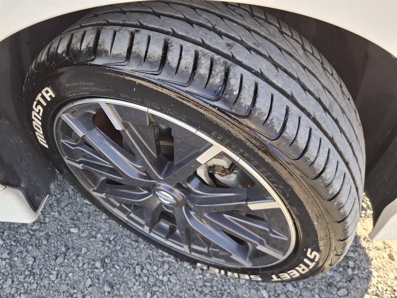 2019 Nissan Leaf Nissmo 85,87% Soh Grade 4,5 Carousel 19