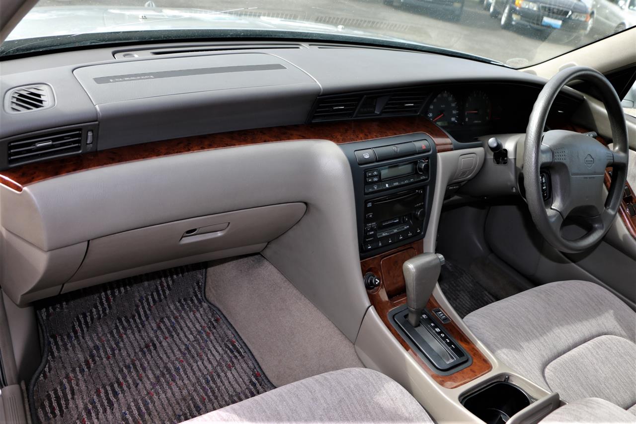 1999 Nissan Laurel Medalist. Carousel 3