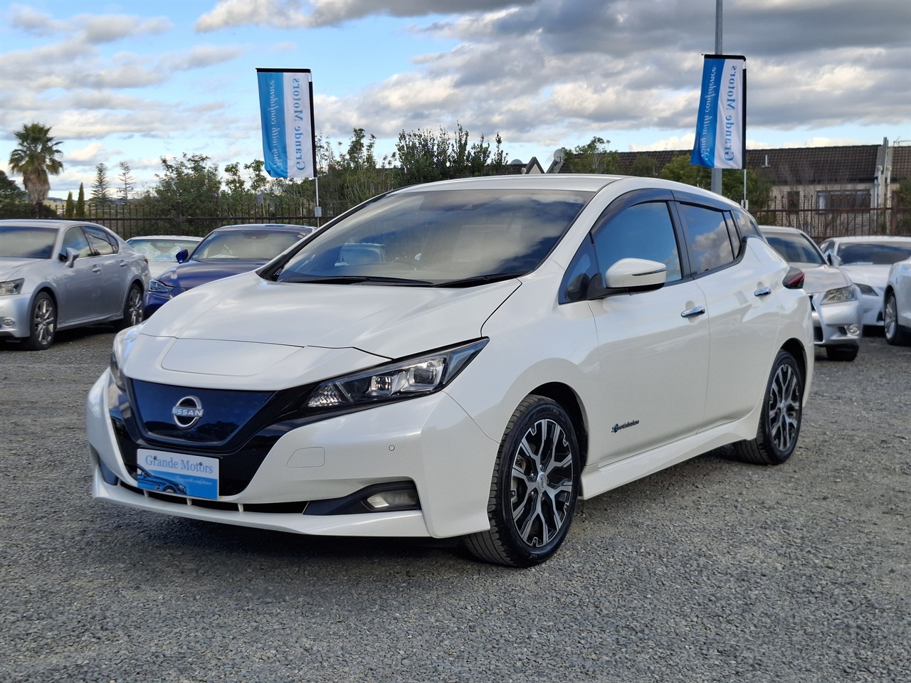 2021 Nissan Leaf 87.22% Soh English Grade 4,5 Cruise control Carousel 11