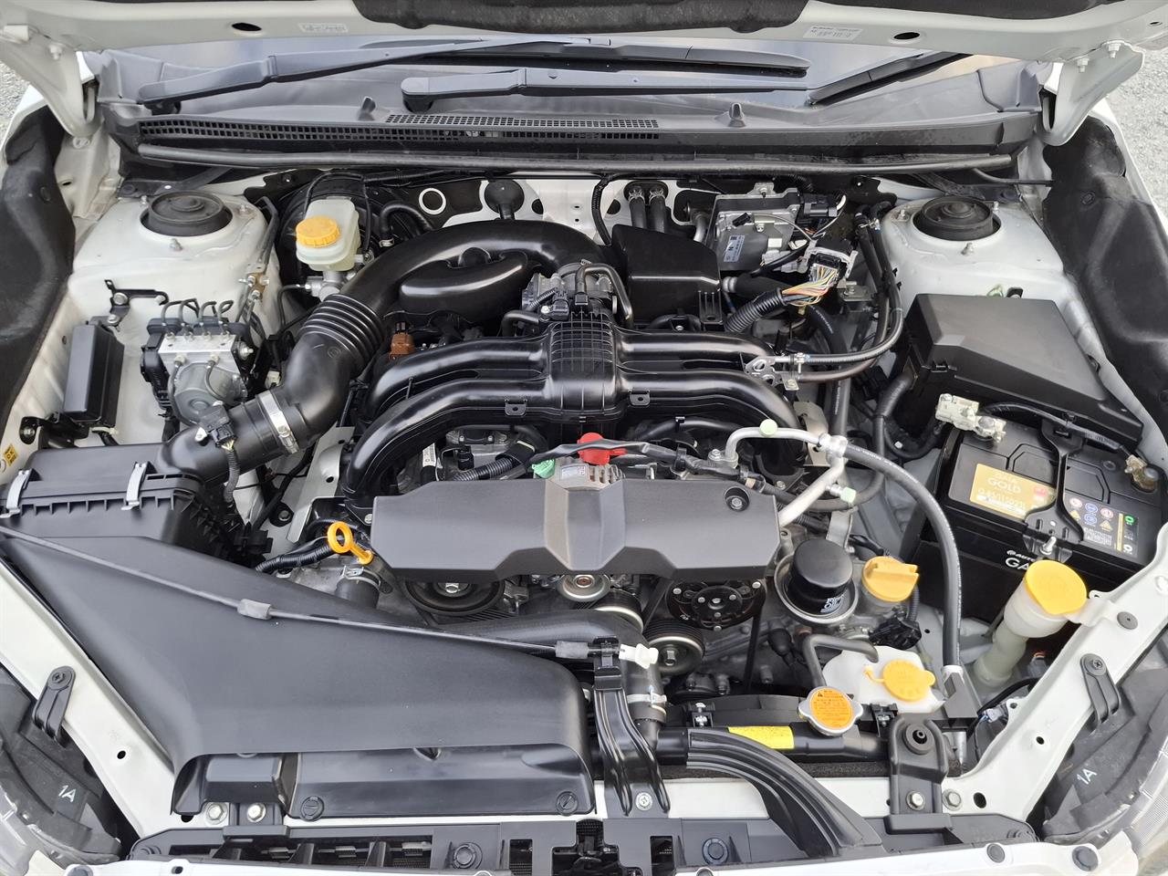 2014 Subaru Impreza 2.0 Sport.rear camera.Cruise control. Carousel 8
