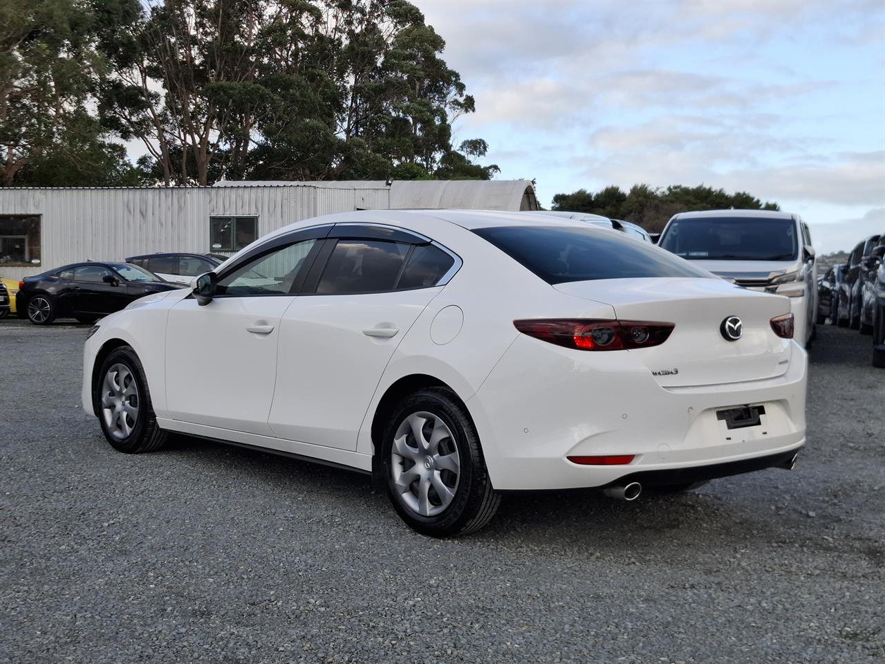 2021 Mazda 3 HUD.Rear camera.Radar cruise.Park sensors. Carousel 14