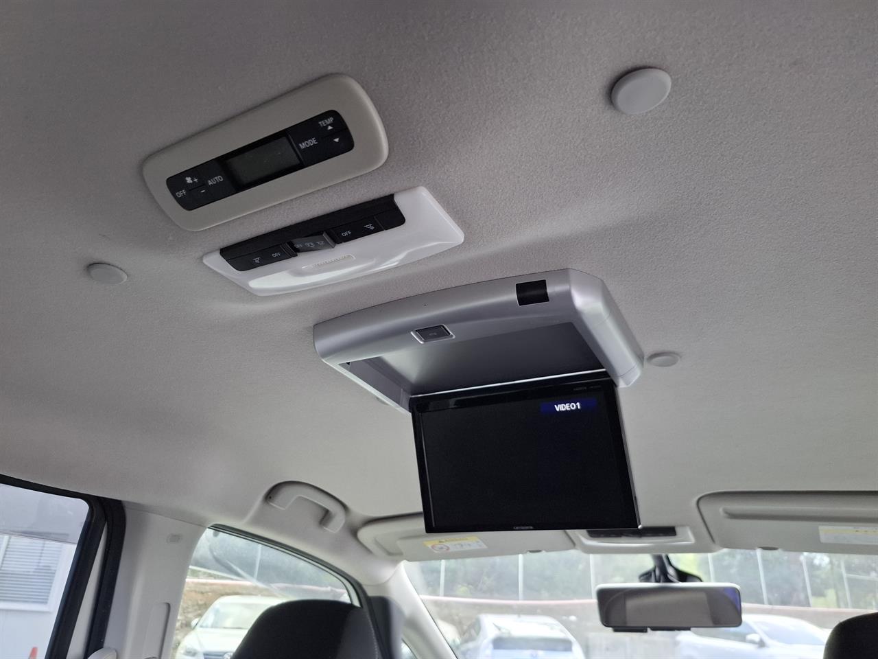 2017 Nissan Serena Highway star.Hybrid.Pro-pilot.Radar cruise.360°camera.Park sensors. Carousel 9