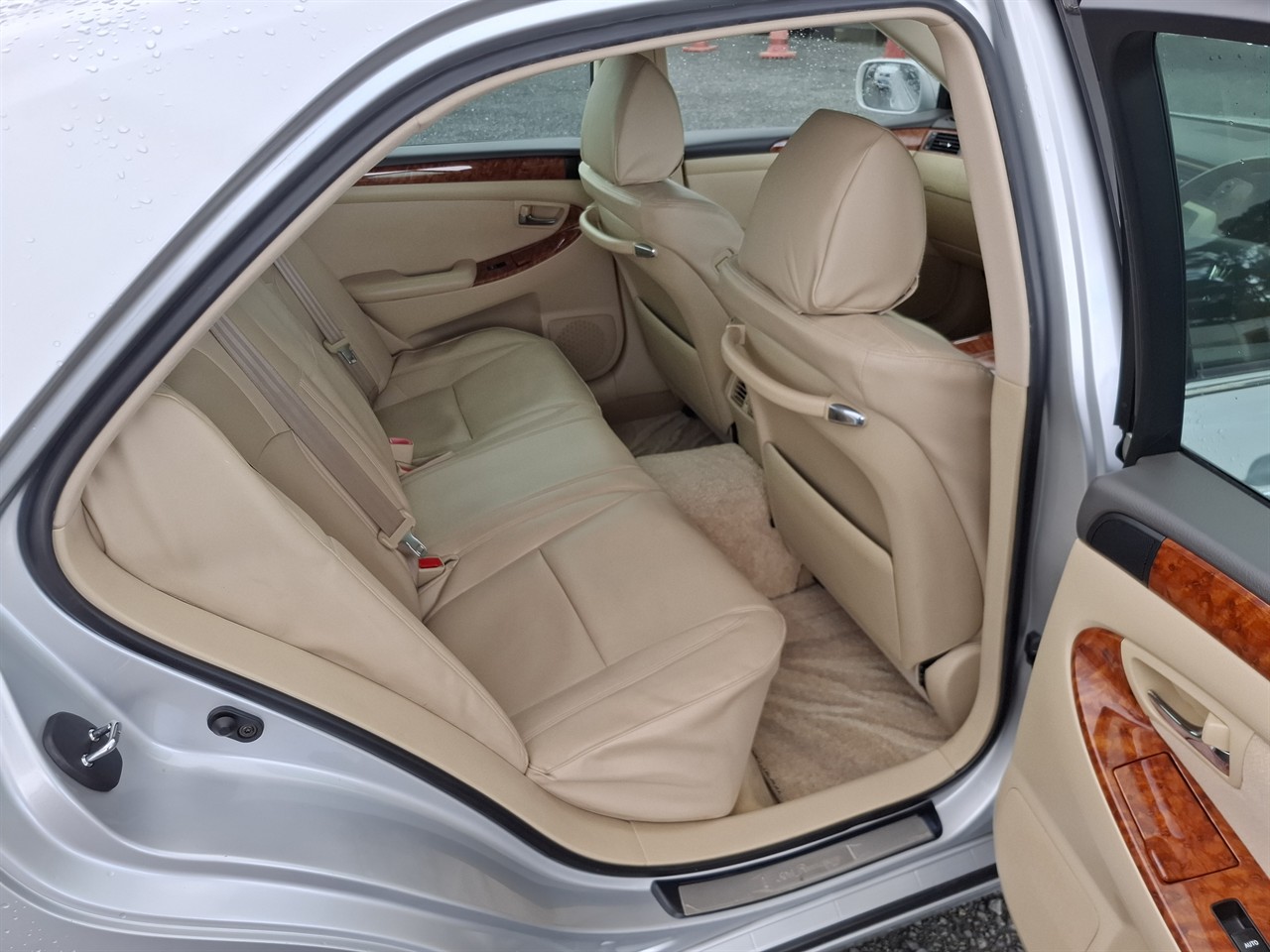 2005 Toyota Crown Royal Saloon.Reversing Camera.SRS Airbags Carousel 2