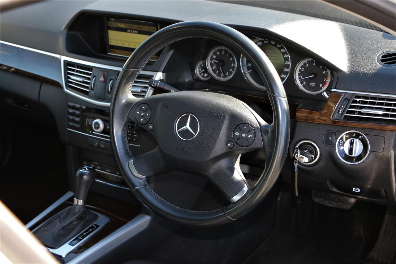 2011 Mercedes-Benz E 250 Wagon.Rear camera.Alarm.New tires.LOW KM. Carousel 7