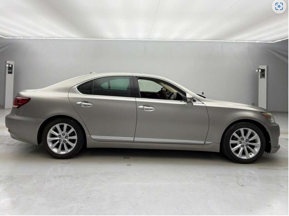 2013 Lexus LS 460 Transit Package C Pack I Carousel 4