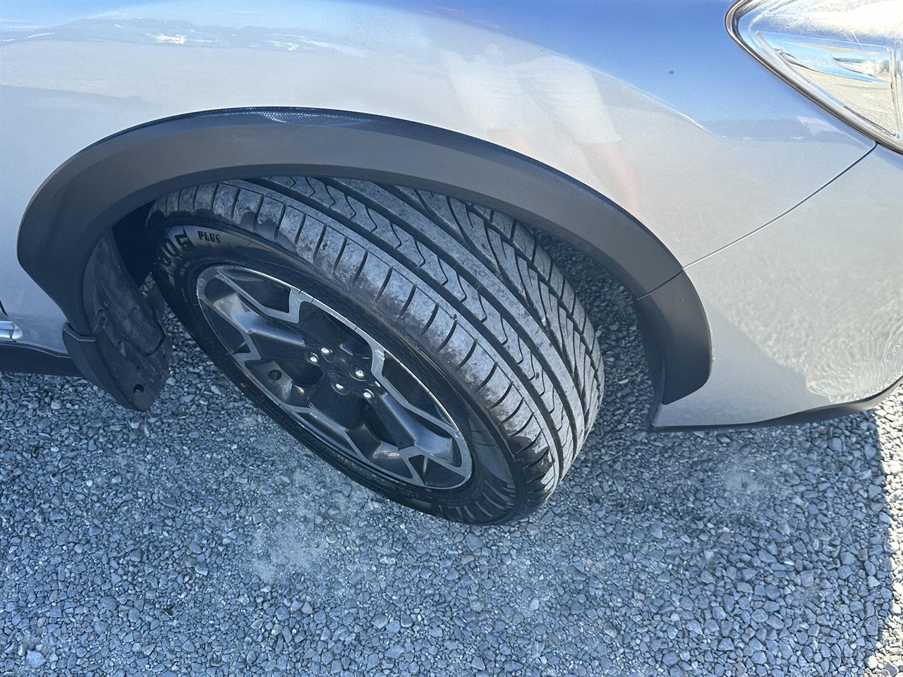 2014 Subaru XV Hybrid.4WD.EyeSight.Radar cruise Rear camera.New tires. Carousel 16