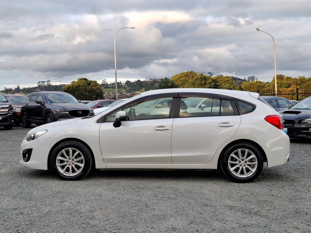 2014 Subaru Impreza 2.0 Sport.rear camera.Cruise control. Carousel 11
