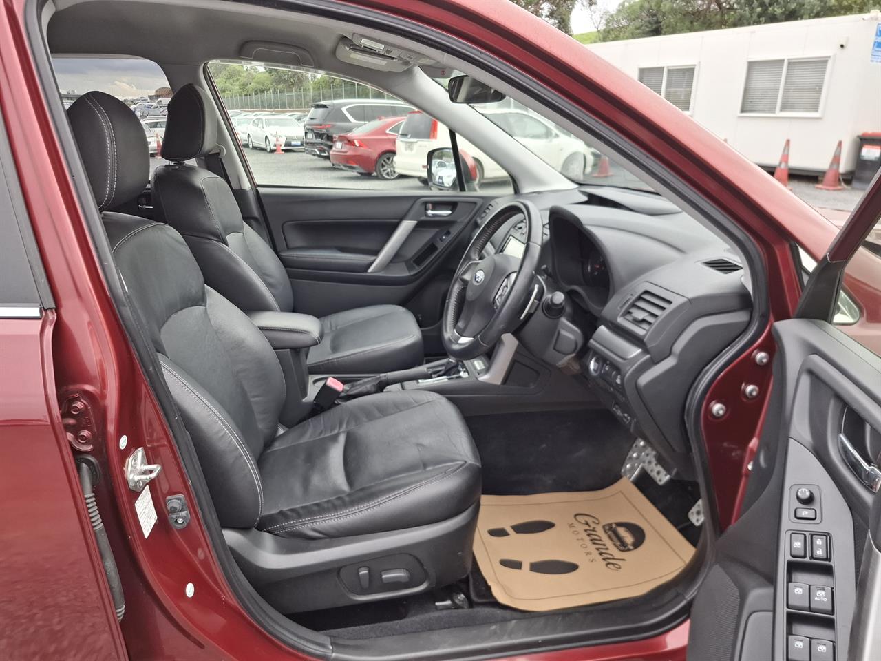 2013 Subaru Forester X-Mode.4WD.Eyesight.Leather.Radar cruise.Lane assist.Rear cam. Carousel 19