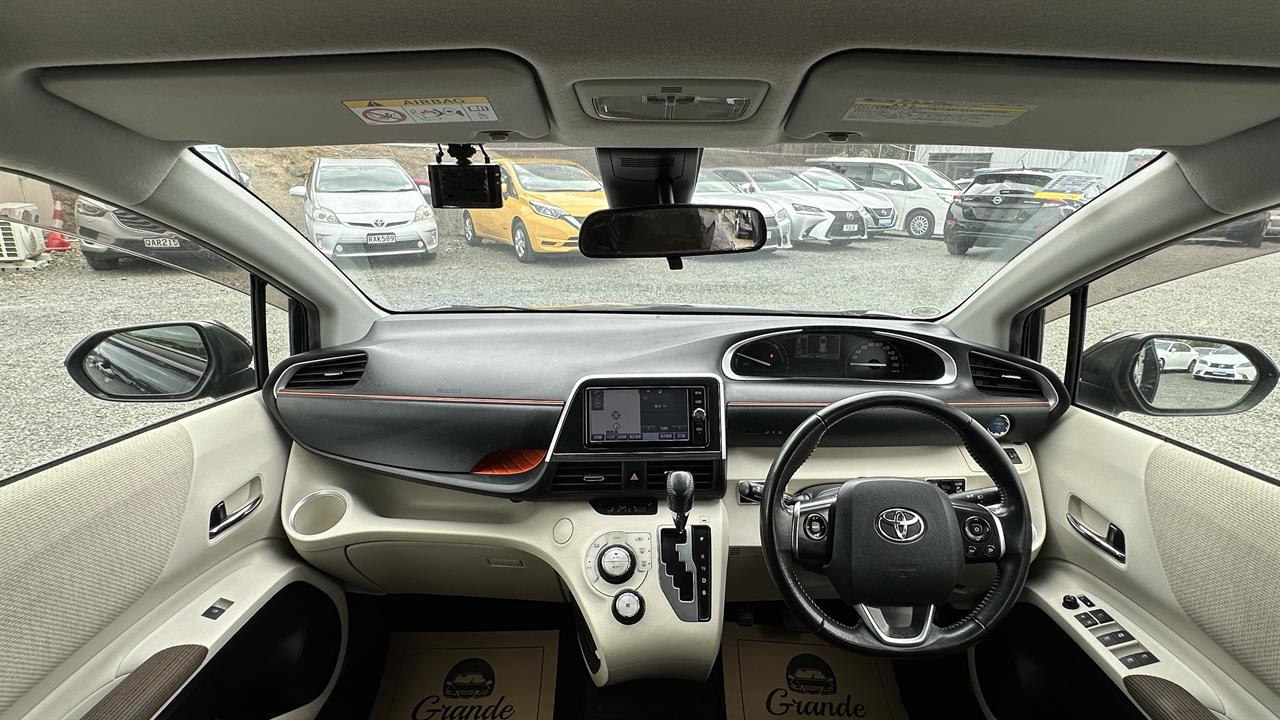 2017 Toyota Sienta Hybrid G.7 seats.Lane assist.Safety radar.Button start.Alloys Carousel 5