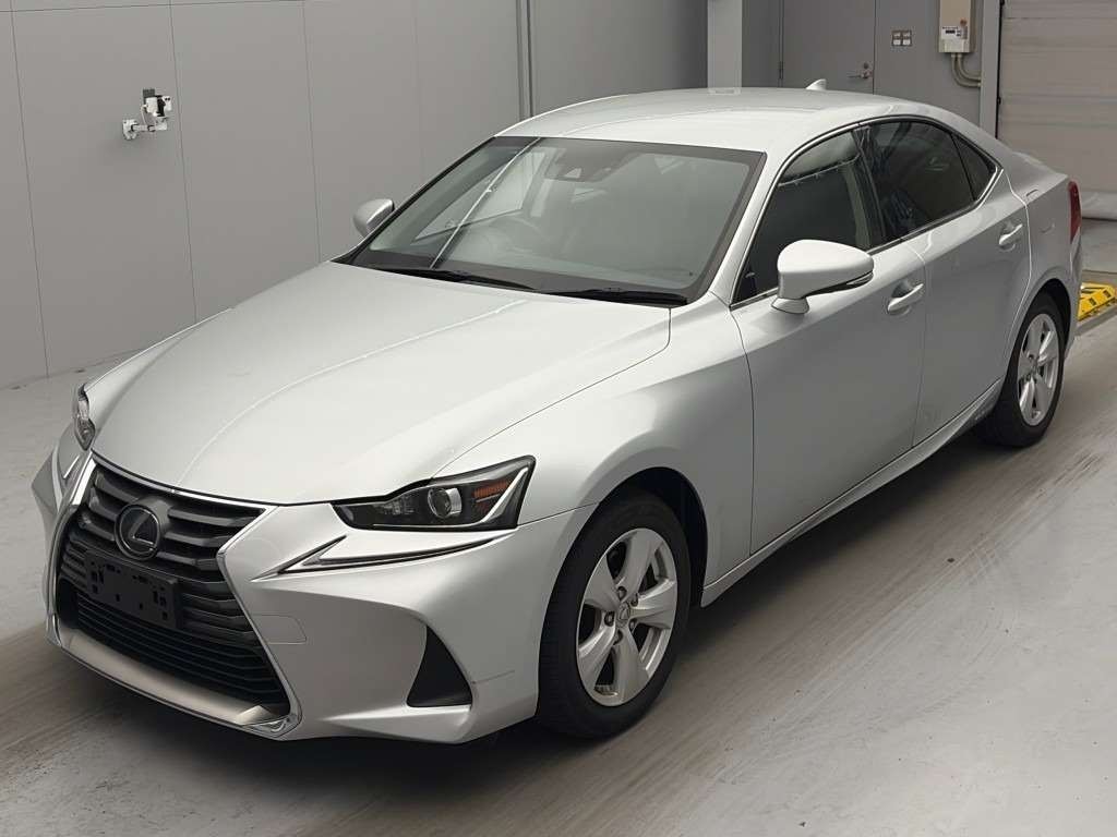 2017 Lexus IS 300h Transit Hybrid Carousel 4