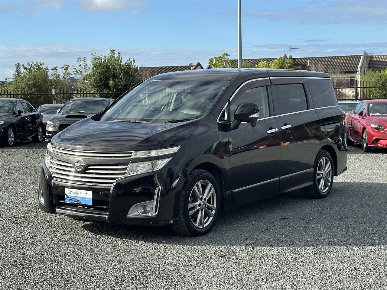 2012 Nissan Elgrand Highway star.Rear camera 7 Seats Carousel 11