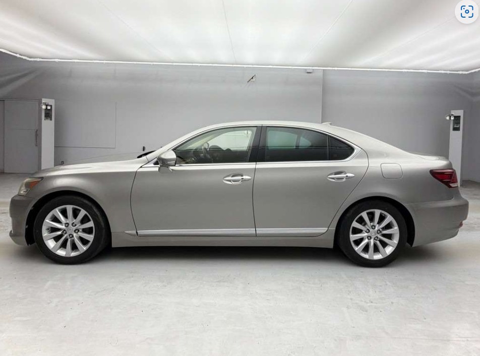 2013 Lexus LS 460 Transit Package C Pack I Carousel 5