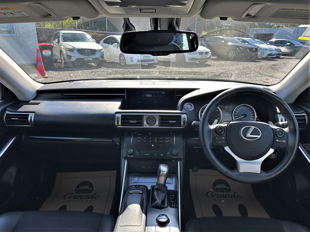 2013 Lexus IS 250 LOW KM.Rear camera.Alarm.10 Airbags. Carousel 7