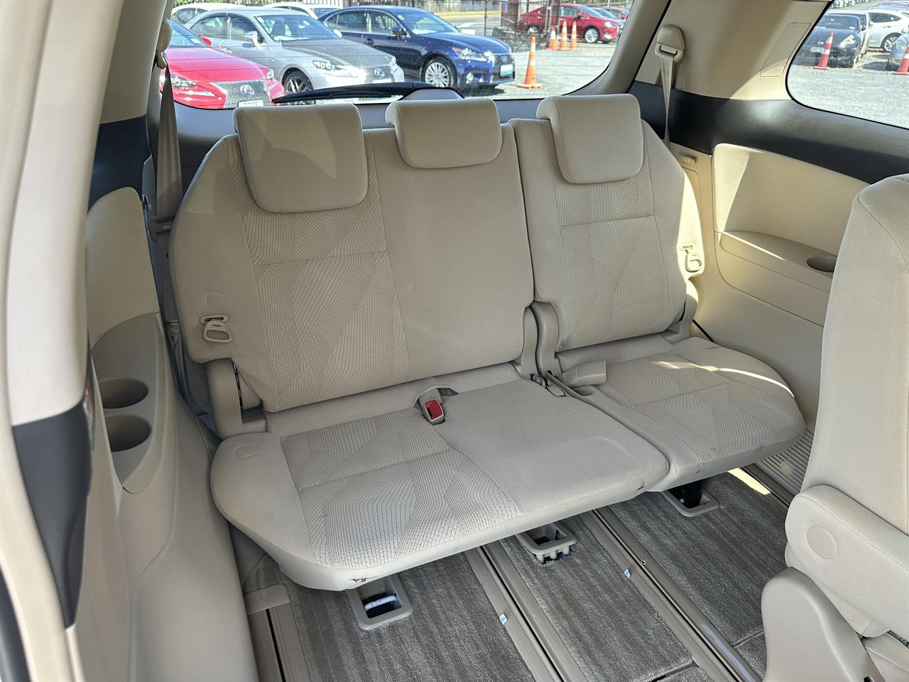 2015 Toyota Estima Aeras.Hybrid.Cruise control.Rear camera.Elctric doors. Carousel 5
