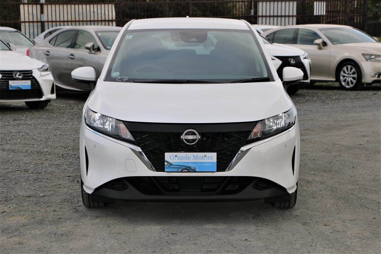 2022 Nissan Note E-power.Rear camera.Lane assist.Safety radar.Park sensors.Button start. Carousel 9