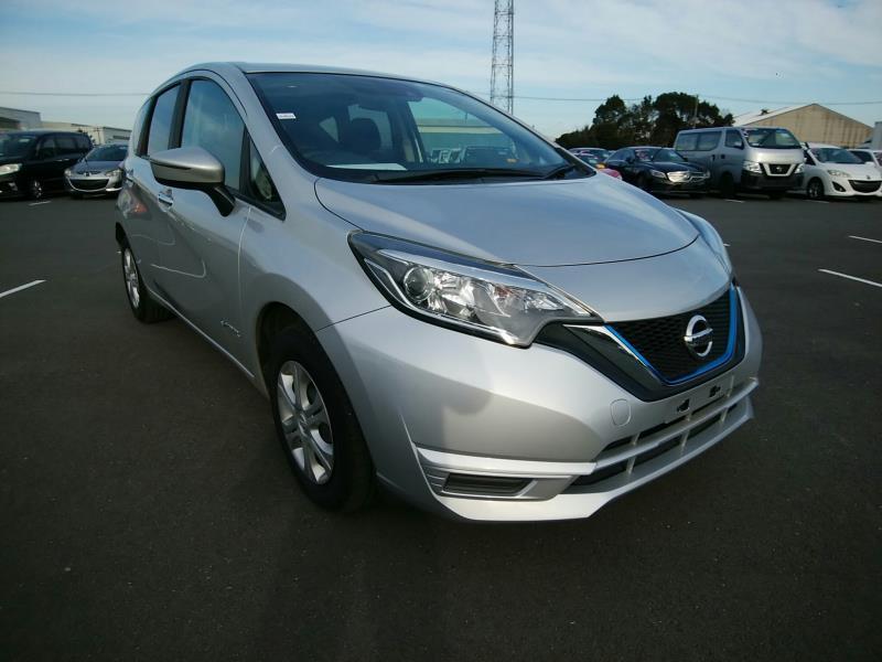 2017 Nissan Note E- Power Carousel 9