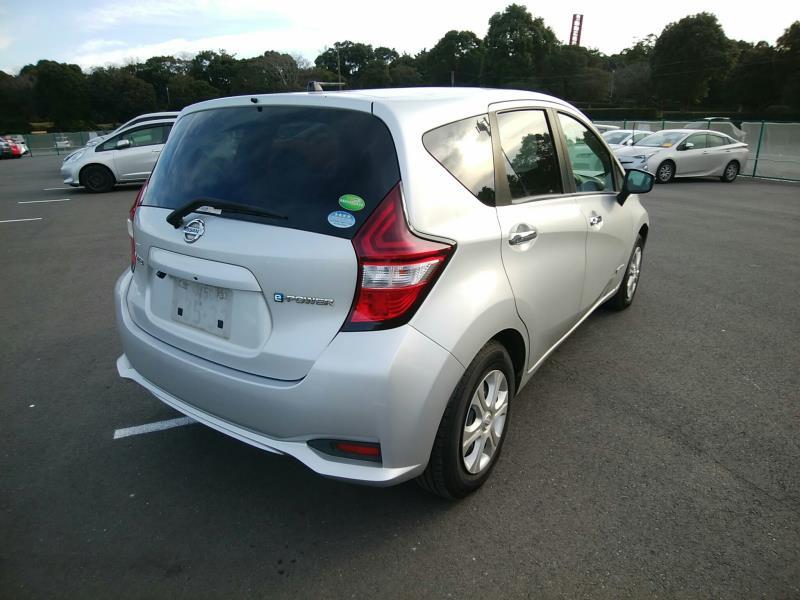 2017 Nissan Note E- Power Carousel 13