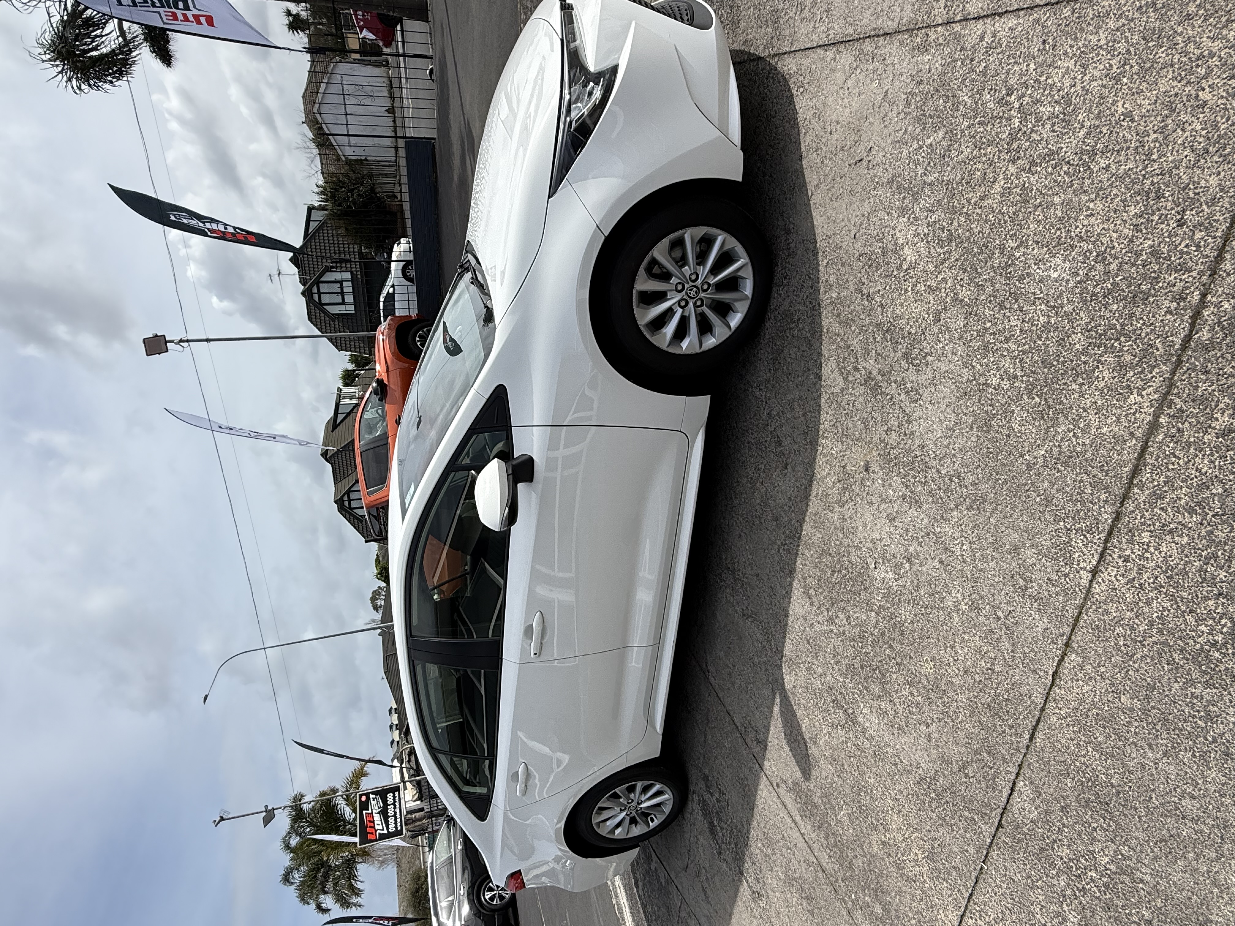 🚗 2020 Toyota Corolla Sedan – Reliable, Stylish, and Fuel Efficient! 🚗 Carousel 3