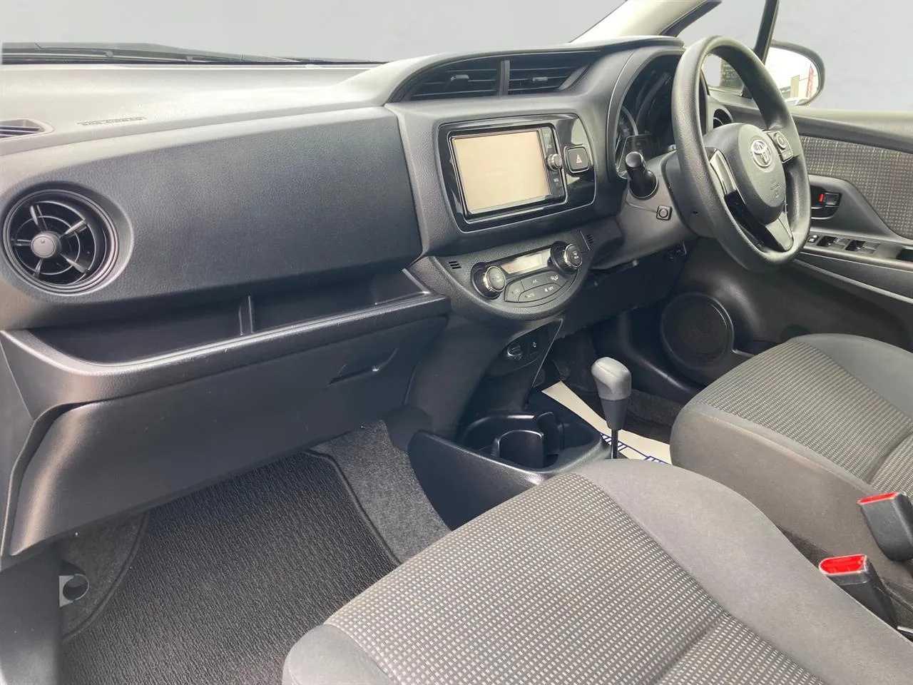2017 Toyota Vitz 1.5 F Hybrid Carousel 3