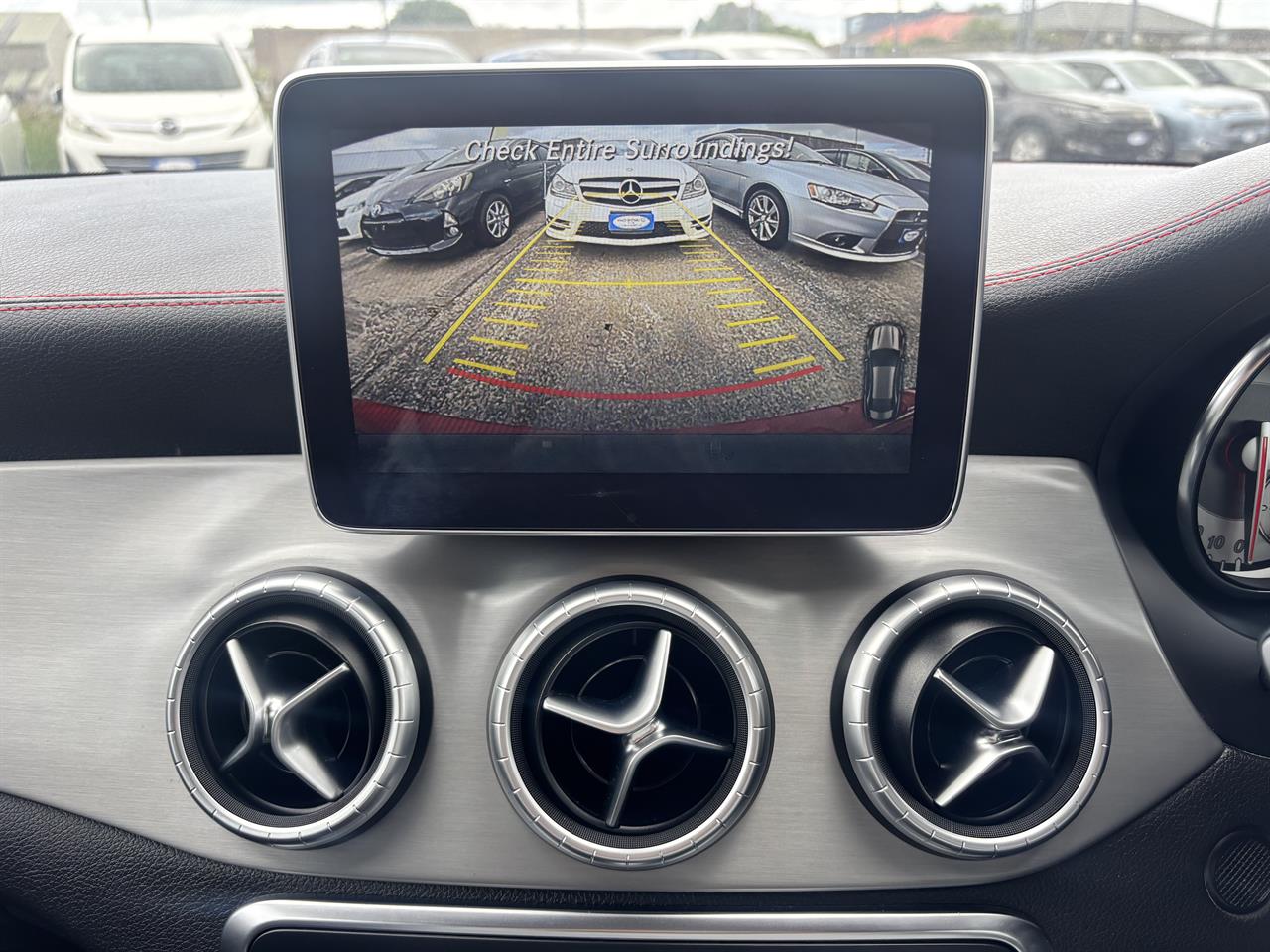 2015 Mercedes-Benz CLA250 Leather Exclusive AMG Package Carousel 7