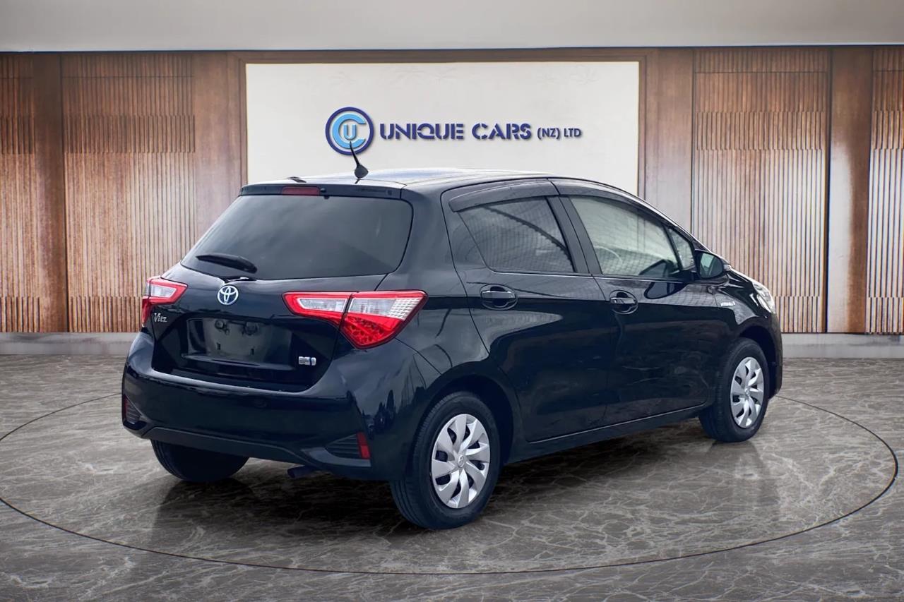 2017 Toyota Vitz 1.5 F Hybrid Carousel 17