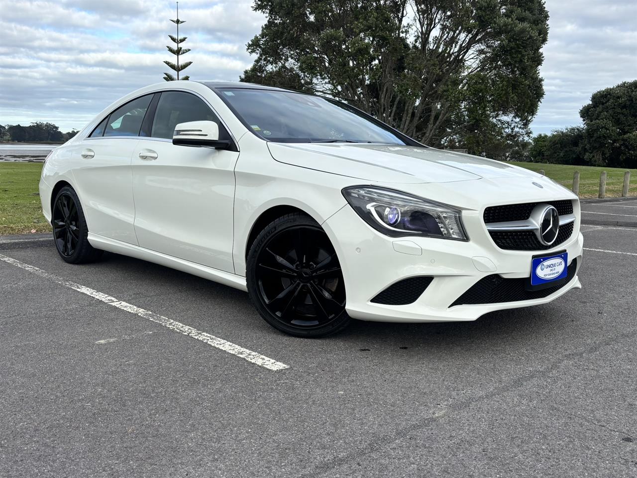 2013 Mercedes-Benz CLA180 Luxury edition