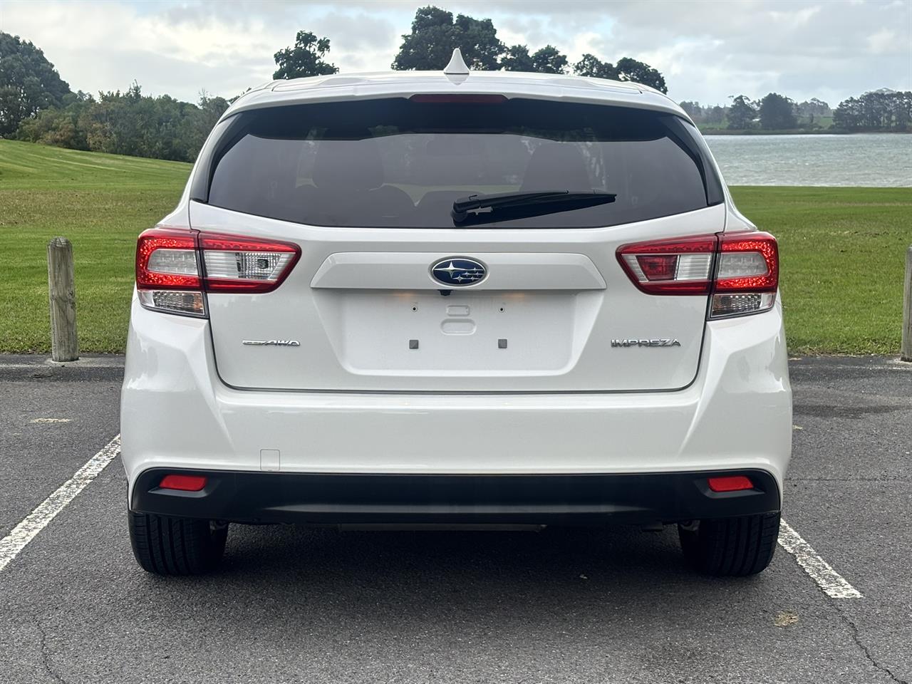 2016 Subaru Impreza 2.0 I S EYESIGHT Carousel 17