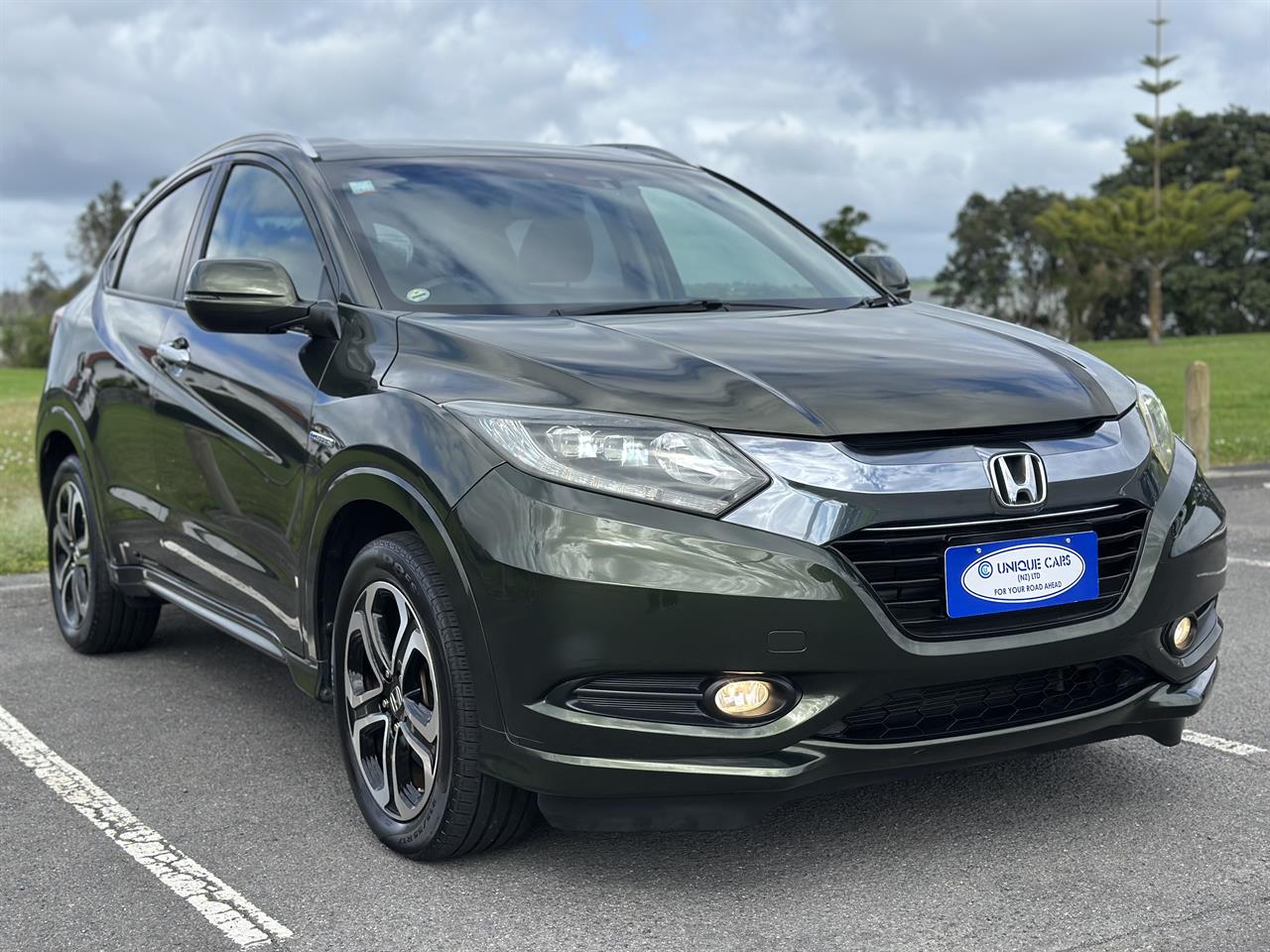2013 Honda Vezel 1.5 Z Hybrid Carousel 10