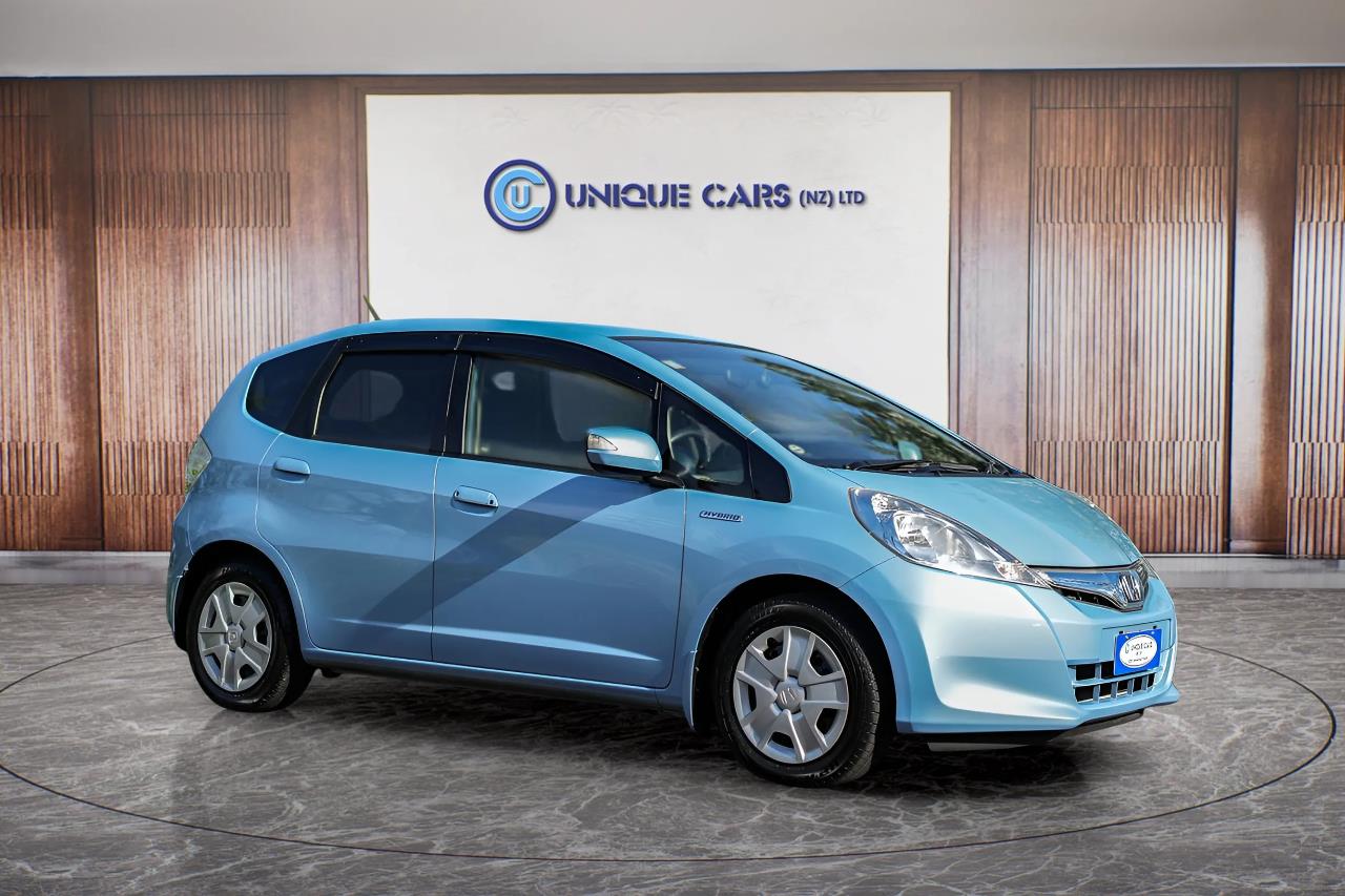 2012 Honda Fit Hybrid Smart Selection Carousel 11