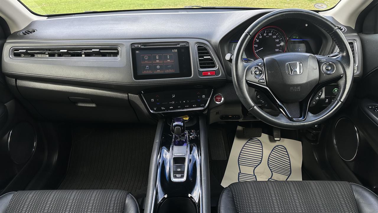 2013 Honda Vezel 1.5 Z Hybrid Carousel 2
