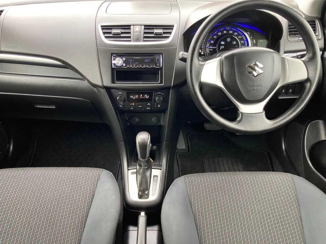 2016 Suzuki Swift 1.2 XG Idling Stop Carousel 1