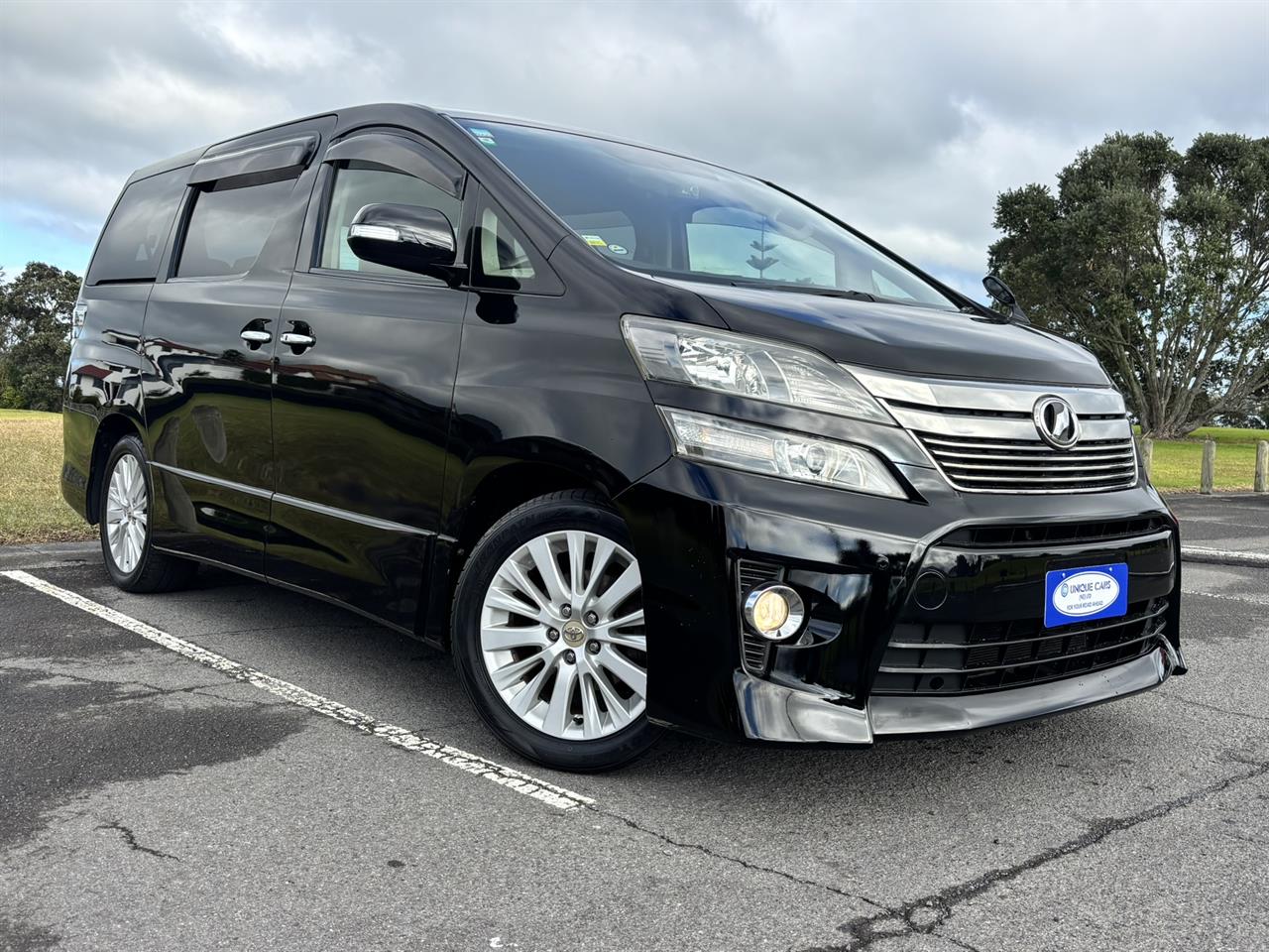 2012 Toyota Vellfire 24Z 7 Seater