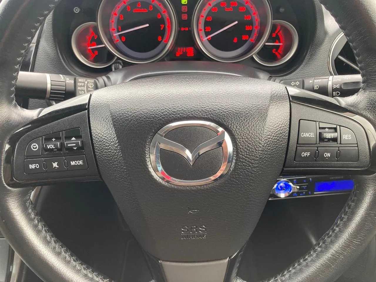 2011 Mazda Atenza 25EX Facelift Model Carousel 7