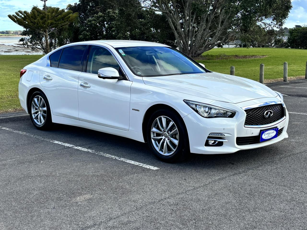2015 Nissan Skyline 350GT Hybrid Carousel 13