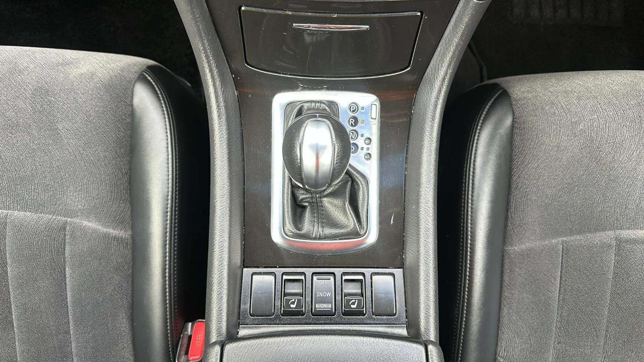 2012 Nissan Skyline 370GT Crossover Carousel 8