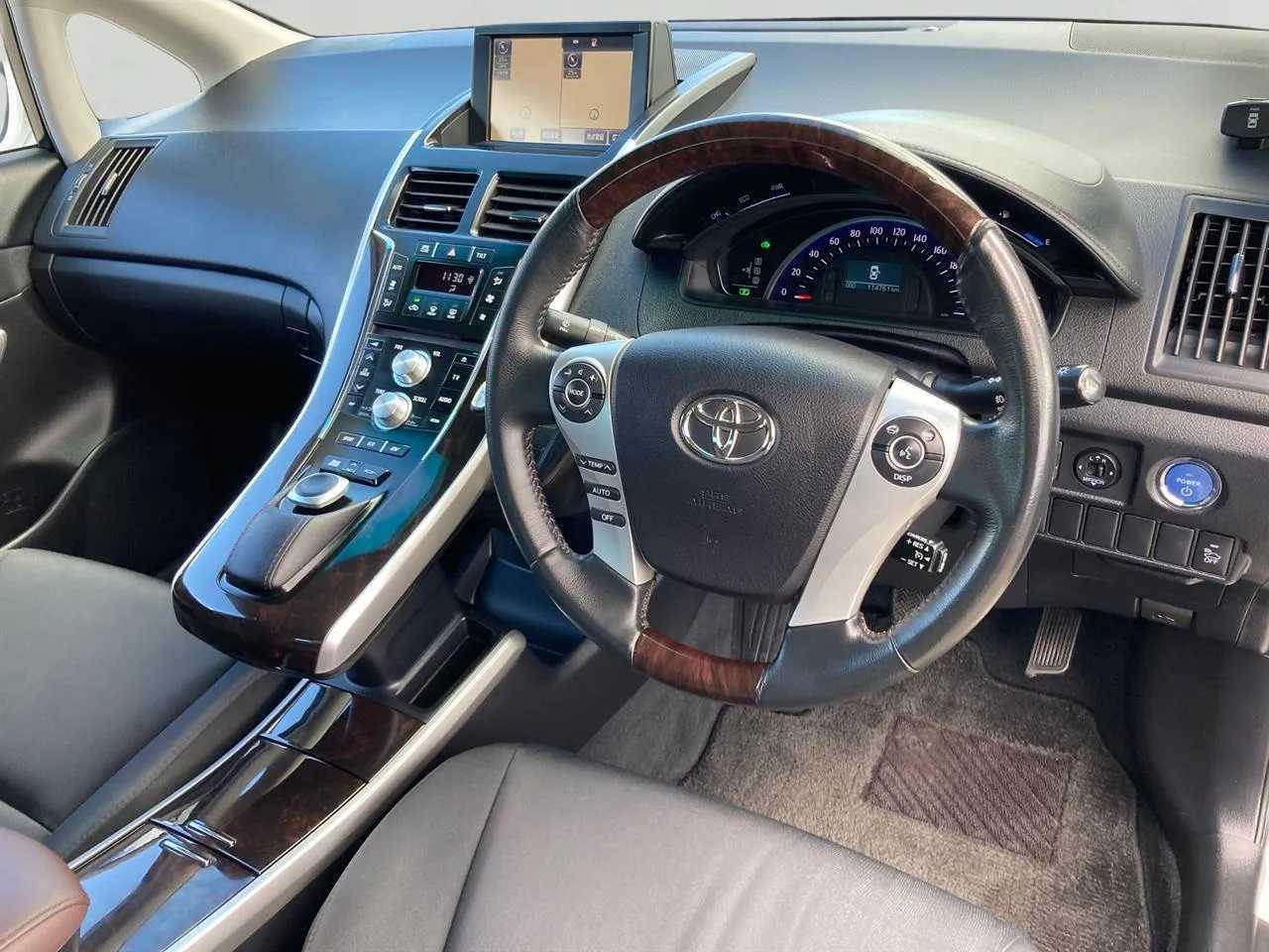 2014 Toyota Sai 2.4 G Hybrid Carousel 2