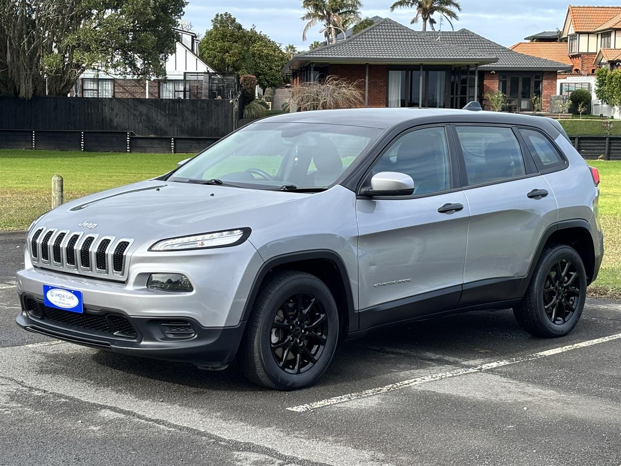 2016 Jeep Cherokee 2.4P Sport Carousel 13
