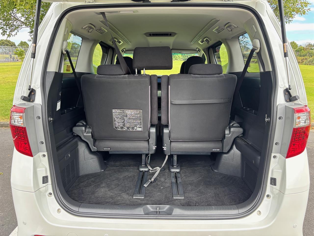 2013 Toyota Vellfire 24Z 7 Seater Carousel 6