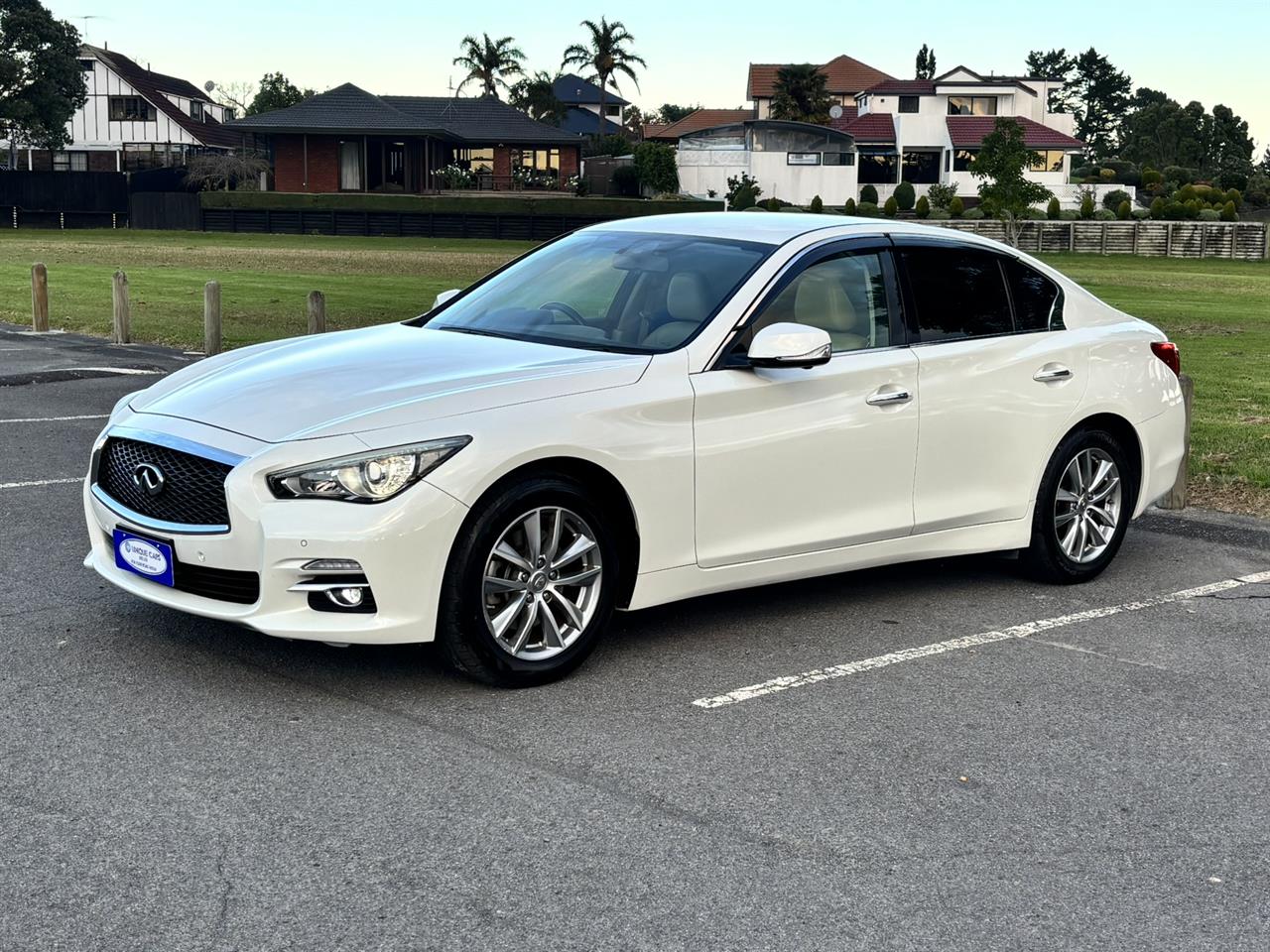 2016 Nissan Skyline 20 GT-t Carousel 12