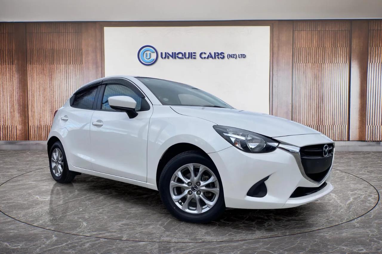 2016 Mazda Demio 1.5 XD Touring Carousel 10